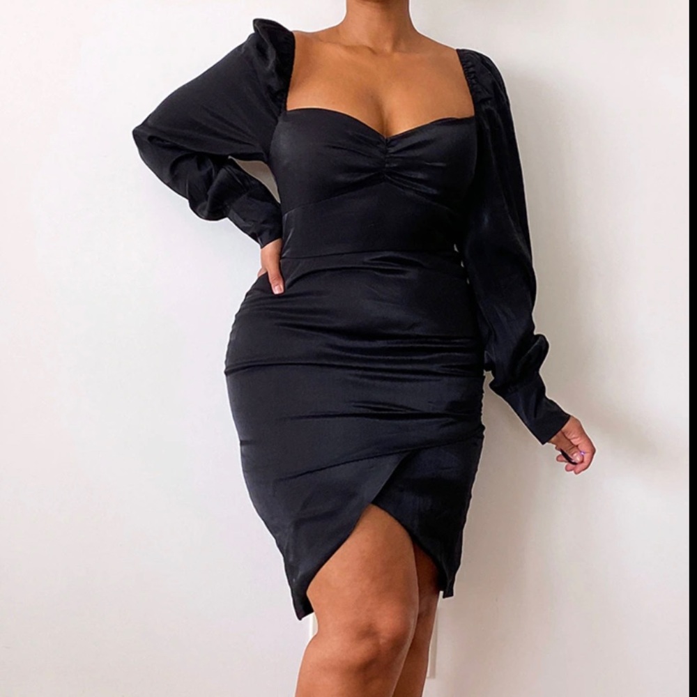 pretty little thing plus black shimmer ruched detail puff dress size 14 NWT
